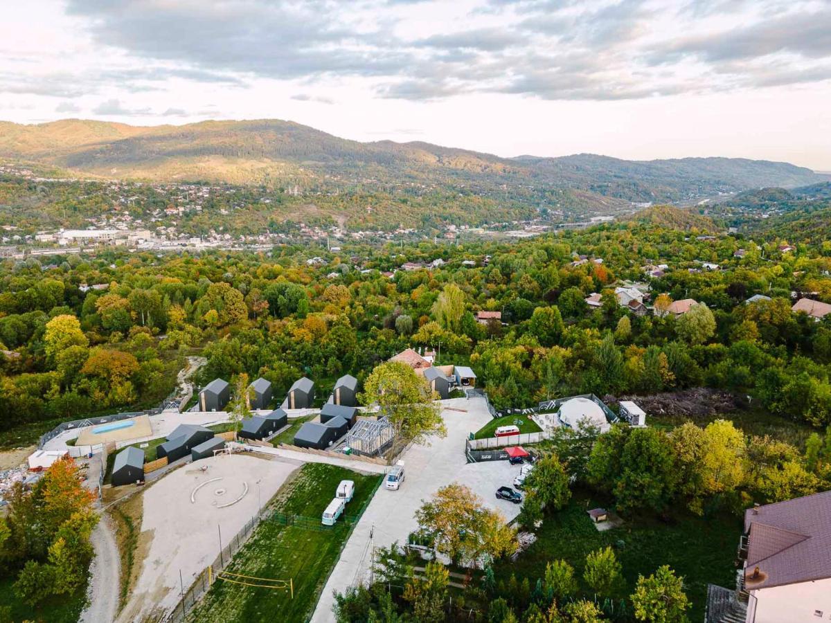 Moon Village Comarnic Sinaia Esterno foto